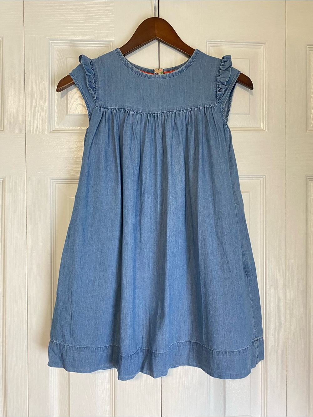 Mini Boden Easy Everyday Dress Blue Chambray Cap Ruffle Sleeves Pockets Cotton